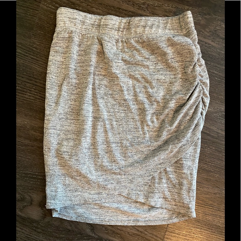 Grey skirt